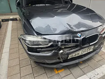 Photo 1 of 21: 2016 BMW 320d — Korean insurance auction