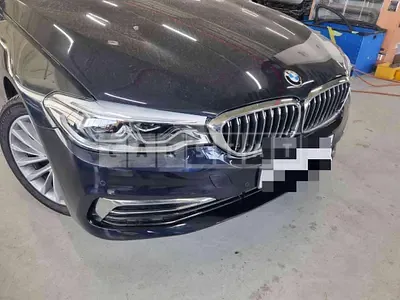 Photo 1 of 2: 2020 BMW (parts) 520d Luxury Headlamp — Korean insurance auction