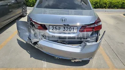 Photo 1 of 12: 2017 Honda Accord 2.4, VIN 1HGCR2680HA511078 — Korean insurance auction