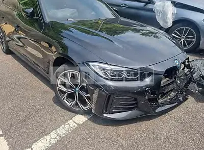 Photo 1 of 24: 2022 BMW i4, VIN WBY71AW01NFM94445 — Korean insurance auction