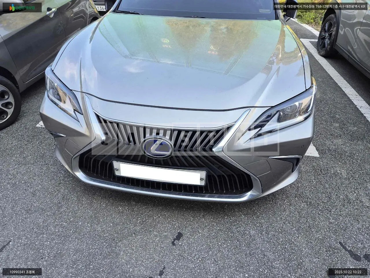 Photo 2 of 13: 2019 Lexus ES300h, VIN JTHB21B11K2028667 — Korean insurance auction
