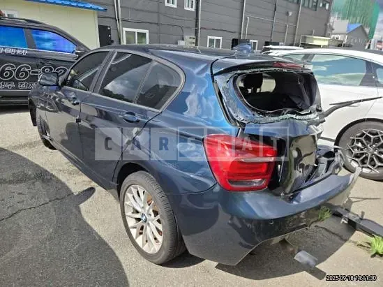 Photo 2 of 25: 2015 BMW 118d — Korean insurance auction