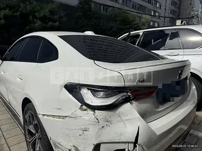 Photo 1 of 37: 2023 BMW i4 eDrive40 — Korean insurance auction