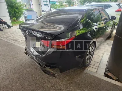 Photo 1 of 4: 2019 Nissan Altima — Korean insurance auction