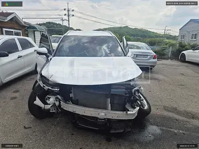 Photo 1 of 18: 2020 Kia Sorento, VIN KNARG81BGMA054187 — Korean insurance auction