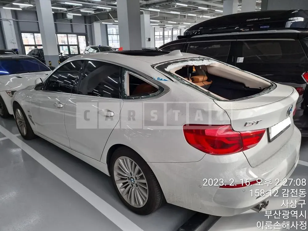 Photo 2 of 13: 2018 BMW 320d Gran Turismo, VIN WBA8T3104JG806231 — Korean insurance auction