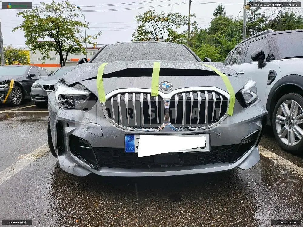 Photo 2 of 48: 2022 BMW 120i, VIN WBA7L7103N7L03587 — Korean insurance auction