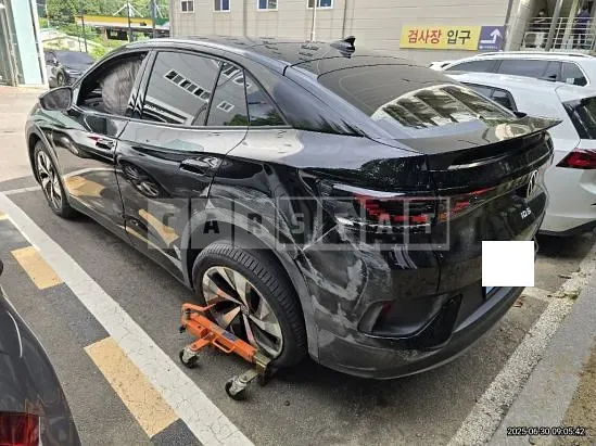 Photo 2 of 30: 2025 Volkswagen ID.5 Pro — Korean insurance auction