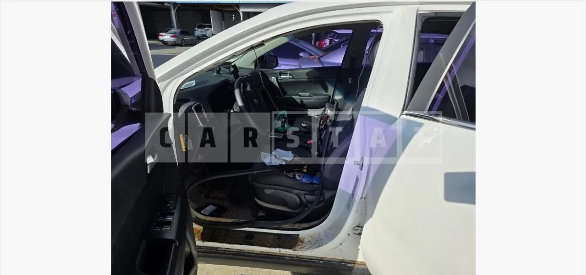Photo 2 of 6: 2017 Kia Sportage 1.7 — Korean insurance auction