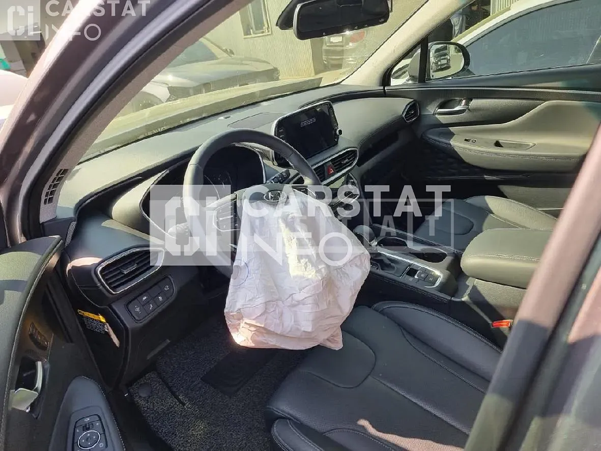 Photo 2 of 11: 2020 Hyundai Santa Fe, VIN KMHS381ABLU279559 — Korean insurance auction