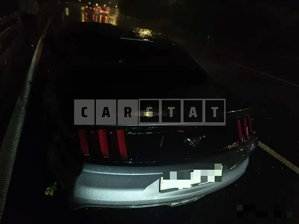Photo 2 of 13: 2016 Ford Mustang 2.3 Coupe — Korean insurance auction