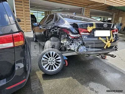 Photo 1 of 23: 2019 Kia K5 — Korean insurance auction