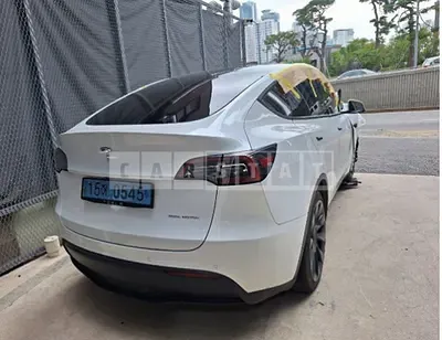 Photo 1 of 28: 2022 Tesla Model Y LongRange — Korean insurance auction