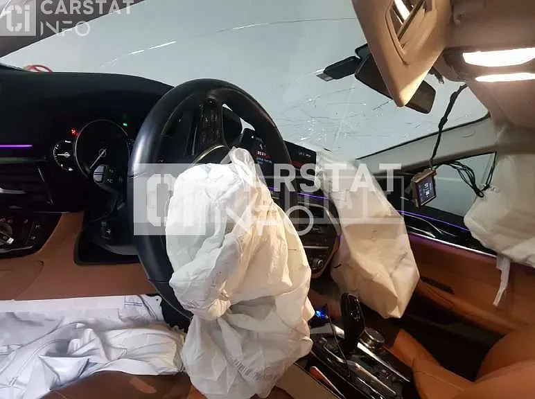 Photo 2 of 22: 2018 BMW 520d, VIN WBAJC3108JDB28606 — Korean insurance auction