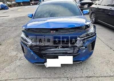 Photo 1 of 33: 2018 Hyundai IONIQ, VIN KMHC051CGJU046828 — Korean insurance auction