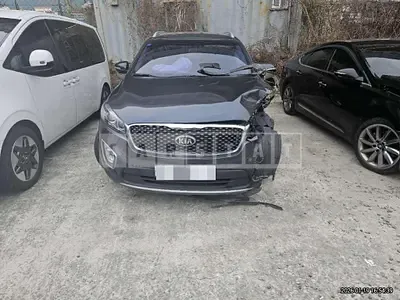 Photo 1 of 18: 2015 Kia Sorento — Korean insurance auction
