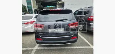 Photo 1 of 40: 2016 Kia Sorento 2.2 — Korean insurance auction