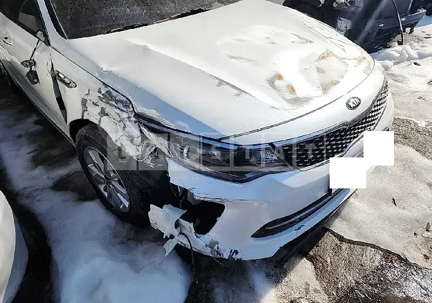 Photo 2 of 19: 2017 Kia K5, VIN KNAGT416BHA128669 — Korean insurance auction