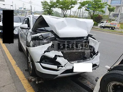 Photo 1 of 6: 2017 Hyundai Tucson — Korean insurance auction