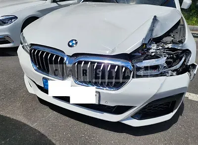 Photo 1 of 19: 2022 BMW 520i — Korean insurance auction