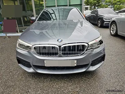Photo 1 of 40: 2018 BMW 530i xDrive, VIN WBAJD910XJWC12513 — Korean insurance auction