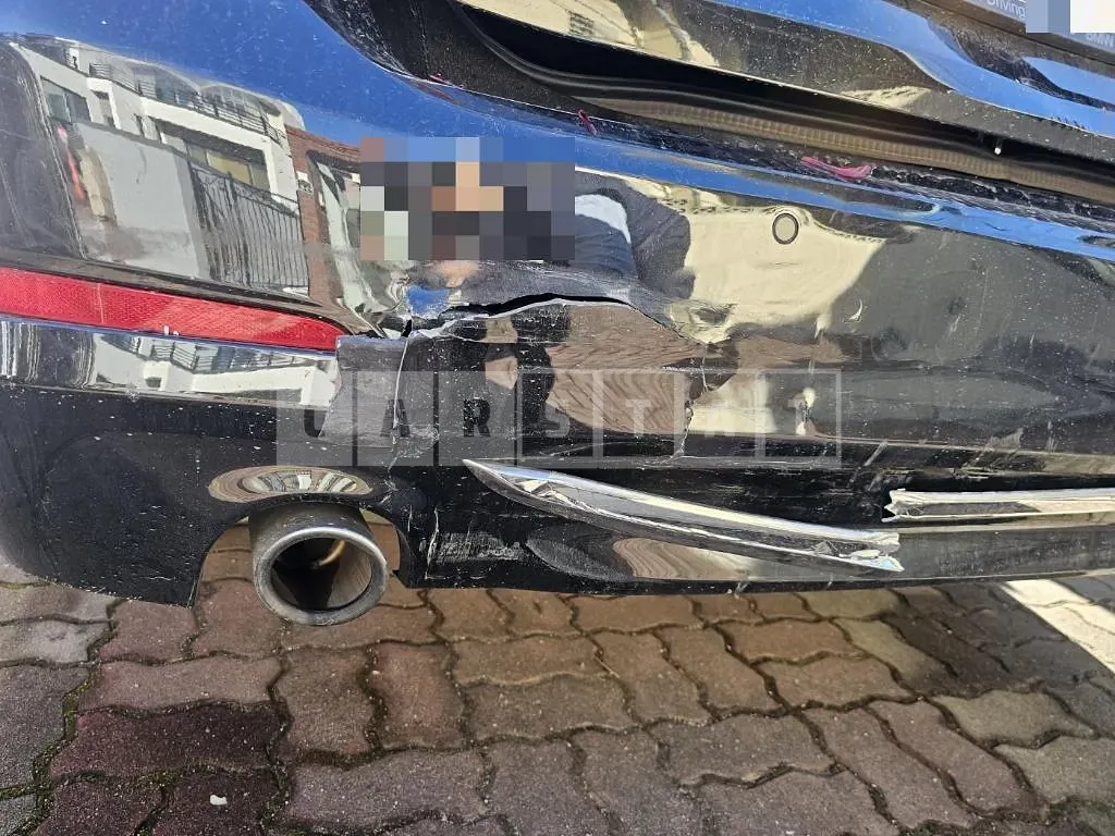 Photo 2 of 13: 2019 BMW 530i xDrive Luxury, VIN WBAJD9103KWC84400 — Korean insurance auction