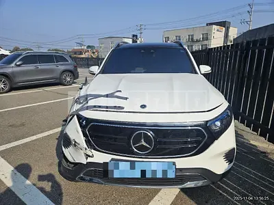 2024 Mercedes-Benz EQB300 4Matic