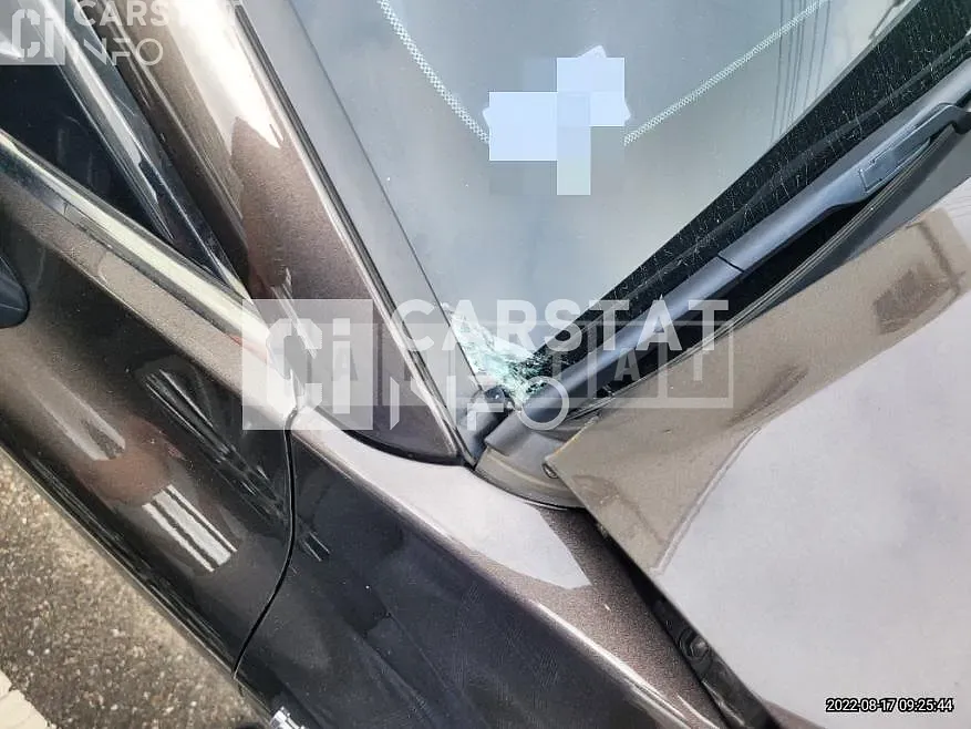 Photo 2 of 28: 2018 Toyota Camry Hybrid — Korean insurance auction