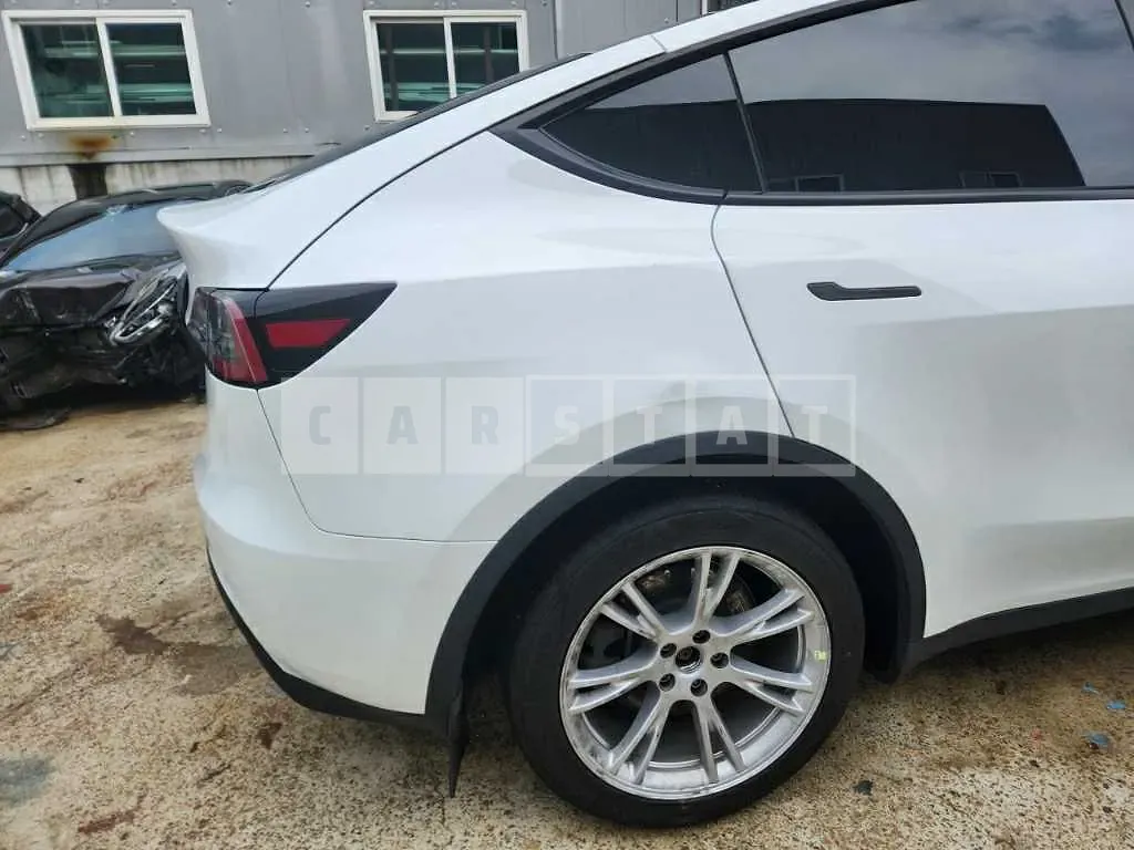 Photo 2 of 14: 2023 Tesla Model Y RWD — Korean insurance auction