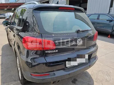 Photo 1 of 7: 2016 Volkswagen Tiguan 2.0 TDI BMT, VIN WVGZZZ5NZGW563876 — Korean insurance auction