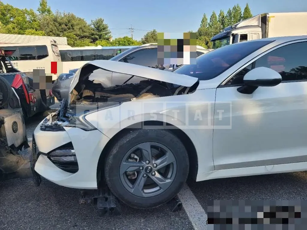 Photo 2 of 7: 2020 Kia K5 LPG — Korean insurance auction