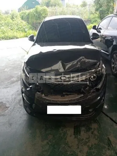 Photo 1 of 26: 2018 Kia K5 — Korean insurance auction