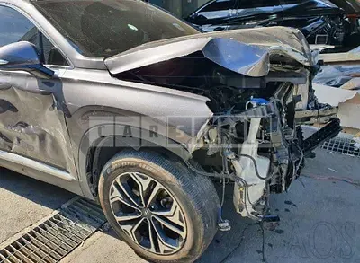 Photo 1 of 37: 2019 Hyundai Santa Fe, VIN KMHS381BBKU018349 — Korean insurance auction