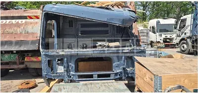 Photo 1 of 4: 2023 Volvo (parts) Dump Truck Cabin — Korean insurance auction