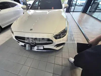 Photo 1 of 11: 2020 Mercedes-Benz E220 d 4Matic — Korean insurance auction