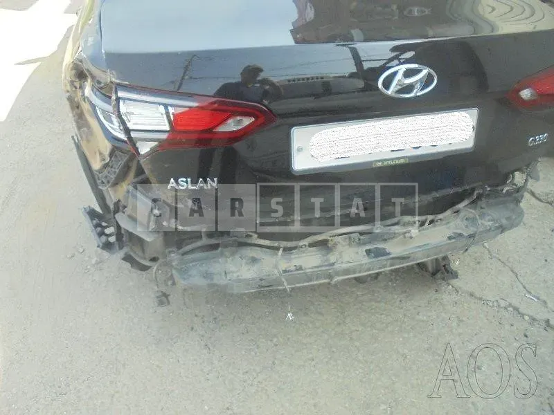 Photo 2 of 13: 2015 Hyundai Modern Aslan, VIN KMHFR412BFA004550 — Korean insurance auction
