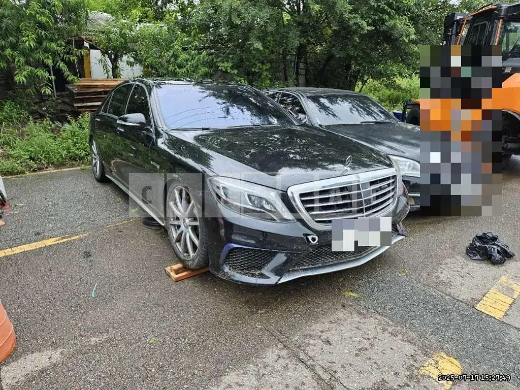 Photo 2 of 28: 2016 Mercedes-Benz AMG S63 4Matic L — Korean insurance auction