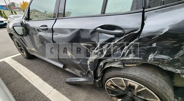 Photo 2 of 29: 2023 BMW iX3 M Sport — Korean insurance auction