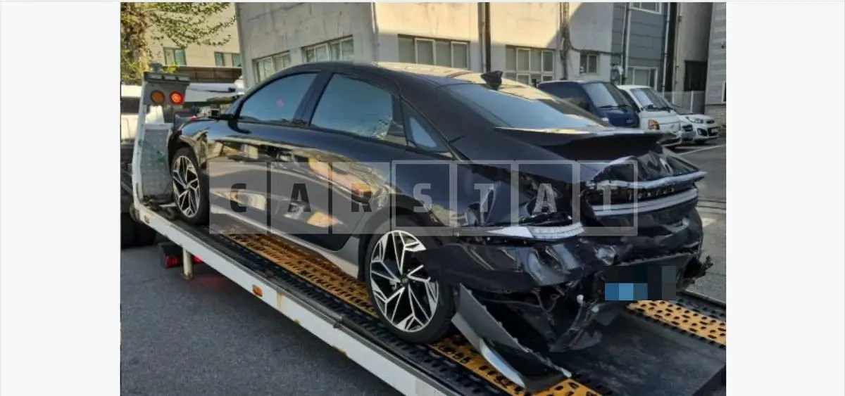 Photo 2 of 8: 2023 Hyundai IONIQ 6 Long Range — Korean insurance auction