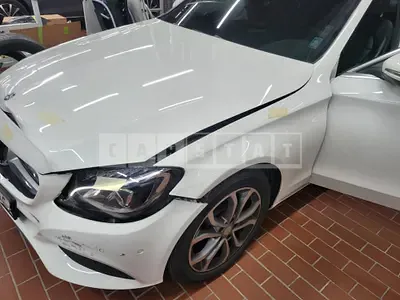 Photo 1 of 9: 2017 Mercedes-Benz C200, VIN WDDWF4CB0HF474445 — Korean insurance auction