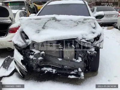 Photo 1 of 20: 2017 Hyundai Santa Fe, VIN KMHSW81UBHU760151 — Korean insurance auction
