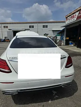 Photo 2 of 28: 2019 Mercedes-Benz E220d 4Matic — Korean insurance auction
