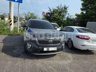 Photo 1 of 8: 2015 Kia Sorento 2.2 — Korean insurance auction