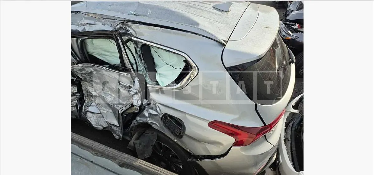 Photo 2 of 23: 2018 Hyundai Santa Fe TM 2.2 4WD — Korean insurance auction