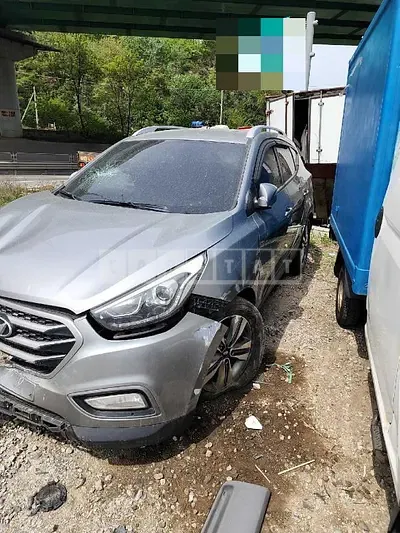 Photo 1 of 6: 2014 Hyundai Tucson, VIN KMHJT81VBFU037897 — Korean insurance auction