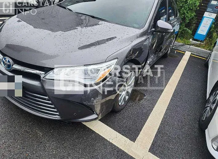 Photo 2 of 11: 2017 Toyota Camry Hybrid — Korean insurance auction