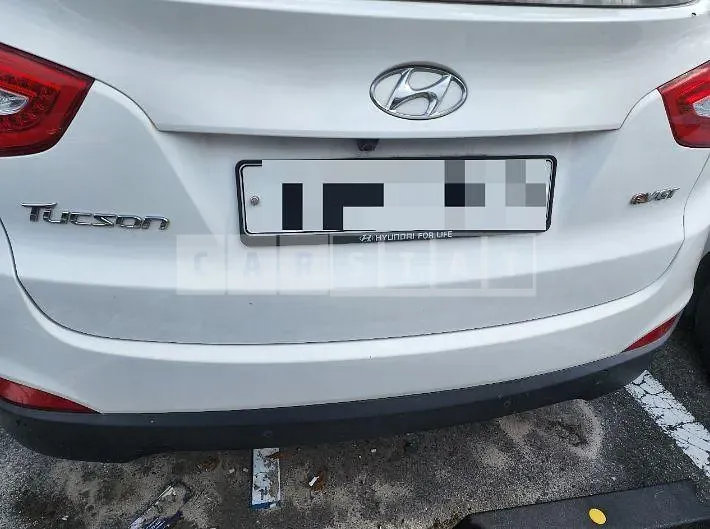 Photo 2 of 16: 2014 Hyundai Tucson, VIN KMHJT81VBFU935773 — Korean insurance auction