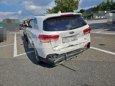 Photo 1 of 3: 2015 Kia Sorento 2.0 (4WD) — Korean insurance auction