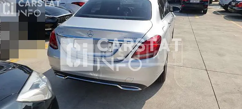 Photo 2 of 10: 2016 Mercedes-Benz C220 d, VIN WDDWF0EB6GR181037 — Korean insurance auction