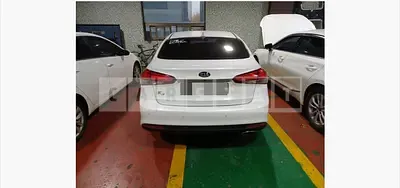 Photo 1 of 13: 2017 Kia Kz 1.SH — Korean insurance auction